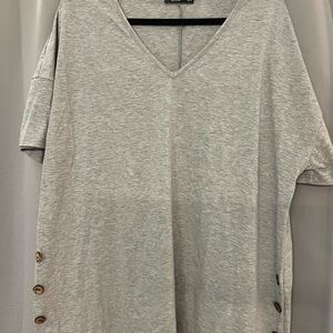 SHEIN Curve Light Gray V-Neck Buttoned Tee